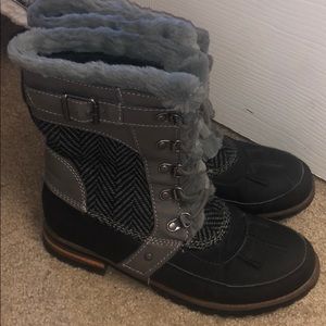Danlea duck boots!